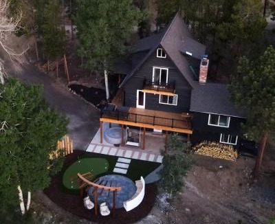 Evergreen Ski Chalet | Modern Chalet w Hot Tub, Views, Putting Green