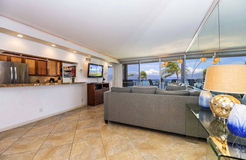 Kahana Condo | Modern Luxury OCEAN FRONT condo with Lanai & Molokai Views!-Royal Kahana 409