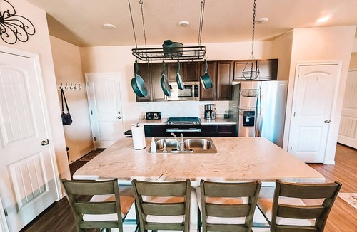 Colorado Springs House | Modern Retreat Near Everything! Off Powers Blvd & Barnes Rd