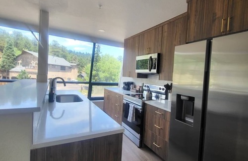 Kerr Gulch Apartment | Modern Stay in the Heart of Evergreen!