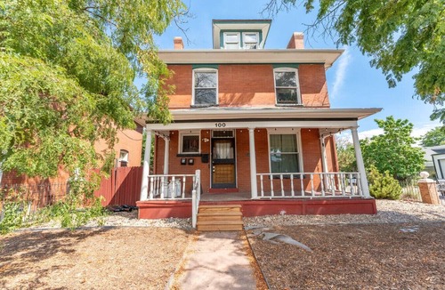 Speer Condo | Modern Suite in Denver’s Art District I Walkable