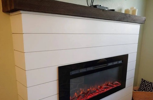 Castle Rock House | Modern Updated Duplex Just Steps to Everything in Town!