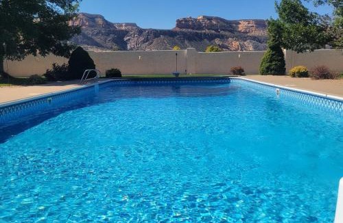 Grand Junction House | Monument Resort