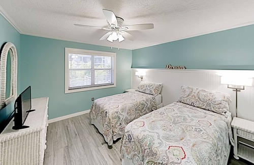 Key West Condo | Moondance (Weekly) 2 bedroom 2 bath with shared pool