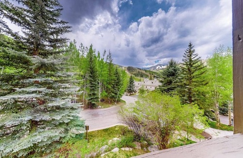 Beaver Creek House | Mountain Condo with Free WiFi, Wood Fireplace & Washer/Dryer