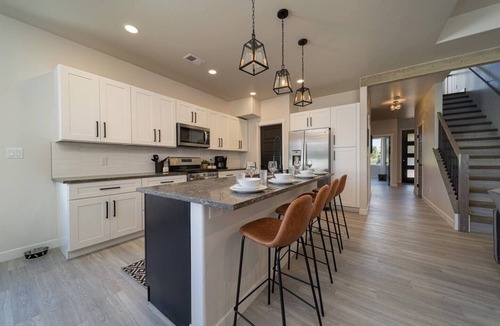 Grand Junction House | Mountain Escape | Hot Tub, Fire Pit, & Scenic View