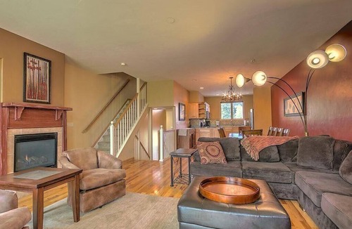 Frisco House | Mountain getaway in Frisco, Colorado; centrally located close to 6 ski areas