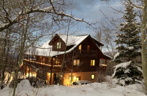 Mesa Cabin | Mountain home cabin located very close to Powderhorn Ski Resort with a hot tub!