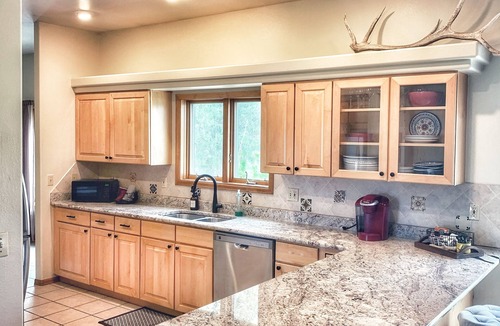 Salida House | Mountain -Ranch Views! Near River Access! Fly Fishing.