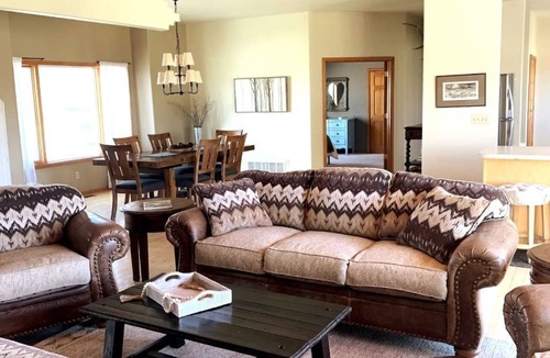 Salida House | Mountain -Ranch Views! Near River Access! Fly Fishing.