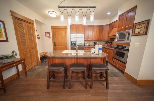 River Run Condo | Mountain View, Near Bike Park, Summer Festivals