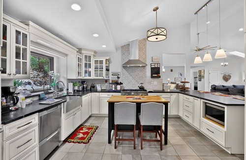 Northwest Colorado Springs House | Mountain View Family Retreat in Colorado Springs