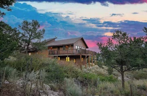 Nathrop House | Mtn Retreat - Close to Mt. Princeton Hot Springs