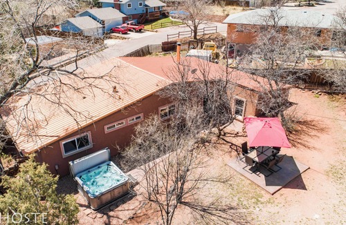 West Colorado Springs House | Near Garden of The Gods | Covered Patio & Hot tub