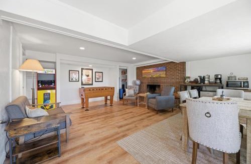 Green Mountain Apartment | Near Red Rocks - Patio, Yard & Foothill Views