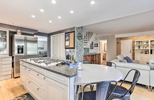 Englewood House | Near Shops & Eats! Centennial Home w/Sunroom