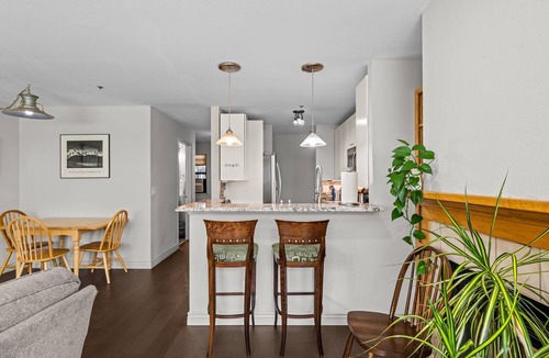 Arapahoe Ridge Condo | New! Boulder Retreat | Pool | Hot Tub | Gym | Explore the City and Mountains