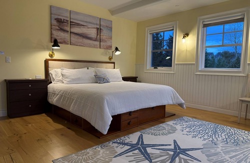 Woodinville Other | New - Hollywood Manor House
