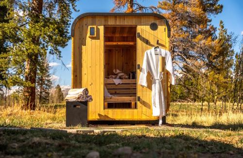 Fairplay House | New! Luxury Cabin near Breckenridge, Sauna, Hot Tub, Theater Lounge, Entertainment Garage, Pet-Friendly