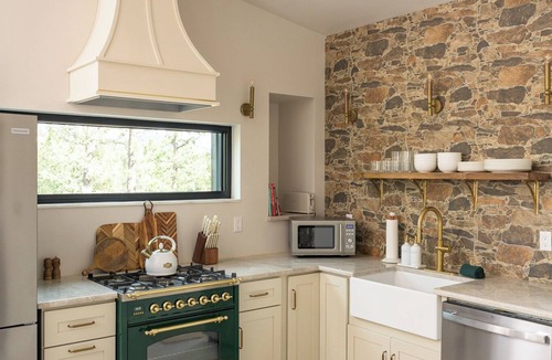 Bailey Ski Chalet | New Secluded Mtn Chalet w/Hot Tub, Sauna, Stargazing