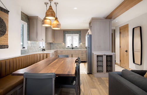 Vail Condo | Newly remodeled 4 bedroom condo only 1 block to Bridge St. & ski slopes, fre