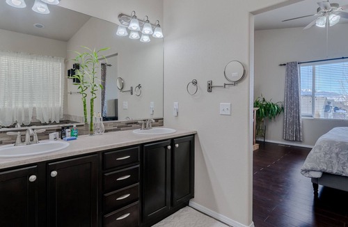 Colorado Springs House | Northeast Colorado Springs 5 Bedroom/3 Bath Home