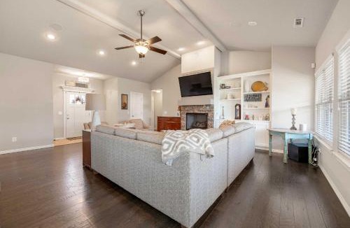 Rogers House | Northwest Arkansas Home Near Bentonville & Trails!