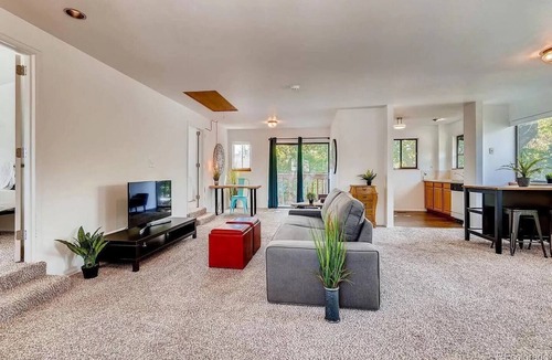 Arvada Apartment | Olde Town Loft-Like 2bed/1bath