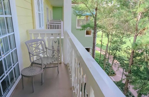 Lake Buena Vista Apartment | Orlando | Compact Disney Retreat | Pool + Spa