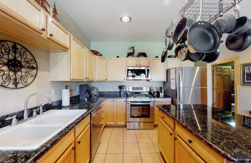 South Fork House | Outdoor lover's retreat with fireplace, scenic deck, grill, & W/D - near skiing