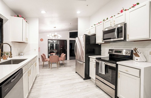 La Presa House | Panoramic Oceanview Retreat with Pool & Decks Sleeps the Whole Family!