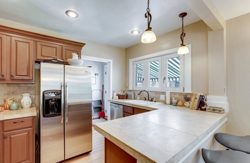 South Park Hill House | Park Hill Holly House - A Place To Call Home License: 2018-BFN-0000208