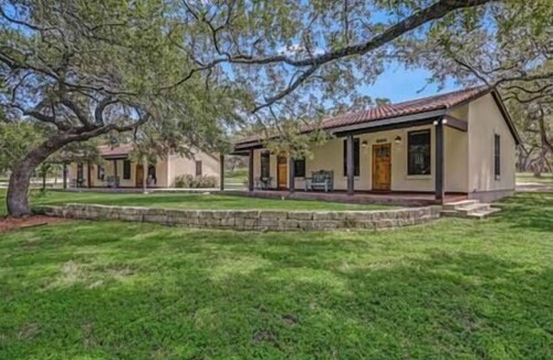 San Marcos House | Peaceful River Retreat - Easy Access & Endless Fun - Blanco River Property