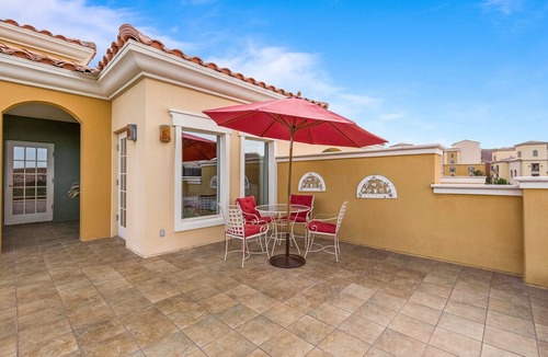 Lake Las Vegas Apartment | ***Penthouse*** 3 Bedroom Panoramic lake Views condo at Lake Las Vegas