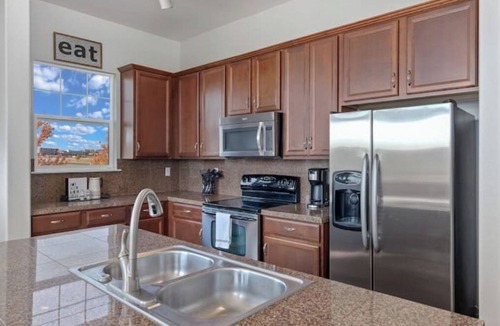 Cottonwood House | Penthouse Comfort in Dove Valley!