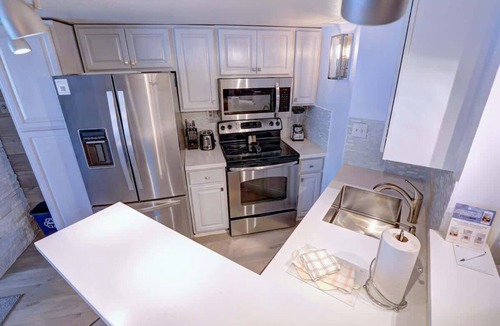 Copper Mountain Village Condo | Penthouse, Ski slope views, Walk to Slopes