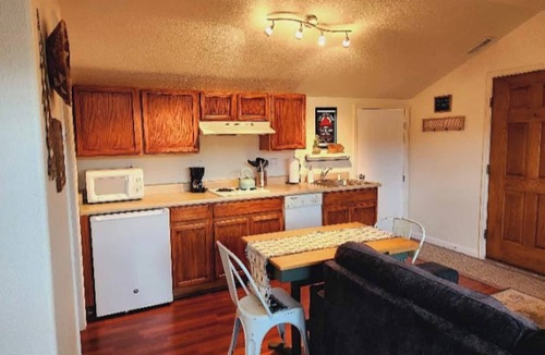 Central Colorado Springs Apartment | Perfect studio with AC in vibrant Colorado Springs