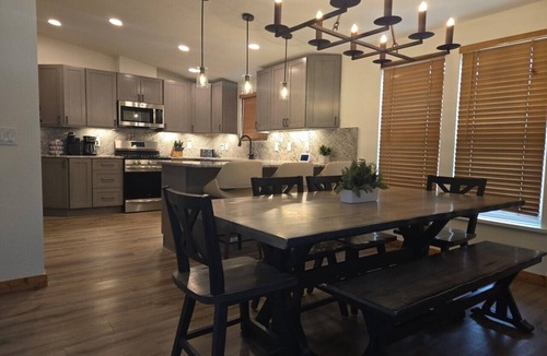 Keystone House | Pet Friendly 5 Bedroom Ski Home with Game Room