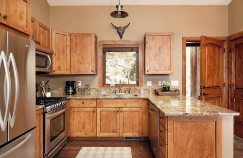 Carbondale House | Pet-Friendly Carbondale Retreat with A/C, Fireplace, Deck & Expansive Sopris Views