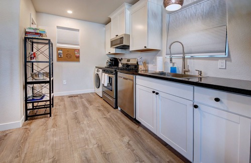 Central Colorado Springs House | Pikes Peak Getaway: 2 Homes w/3 Kitchens, 3 Living Rooms, 2 Hot Tubs