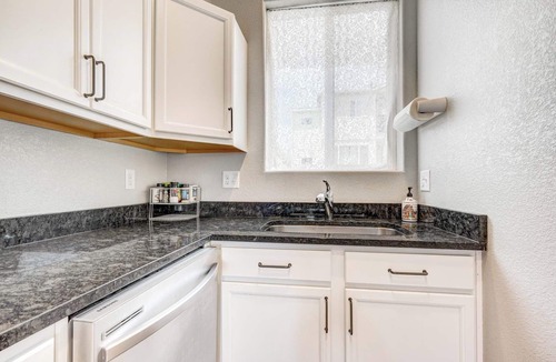 Woodland Park House | Pikes Peak VIEWS★ Central AC ★ Near Charis★ Wildlife ★License#330886