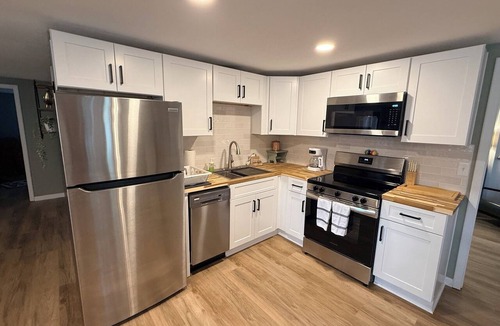 Howard Cabin | Pleasant Valley RV