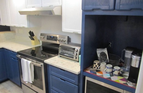 Fitzsimons Apartment | Prime Location Near Anschutz Medical Campus/2 Bed, 1 Bath