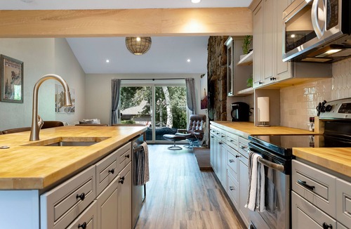 Eagle-Vail House | Prime Location Townhouse in EagleVail, perfect for Ski and Summer vacations