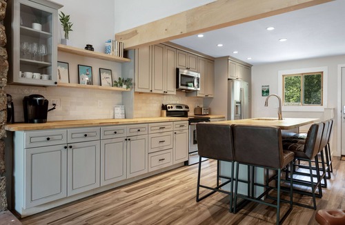 Eagle-Vail House | Prime Location Townhouse in EagleVail, perfect for Ski and Summer vacations