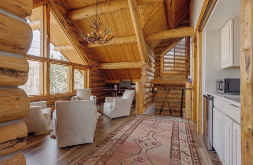 Mountain Village House | Private Cabin Retreat by InvitedHome | Guest House, Hot Tub, Wood Fireplace