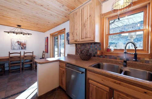 Durango House | Private home on 5 acres - 5 min. from downtown Durango - Hot Tub/Game Room