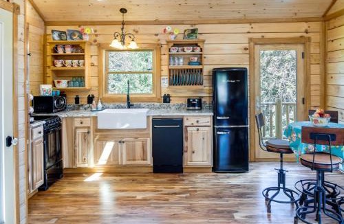 Green Valley House | Private Hot Tub & Pond: Conifer Log Cabin