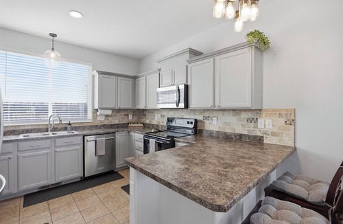 Security-Widefield House | Private King Bed Suite/Modern Stay near COS Airport