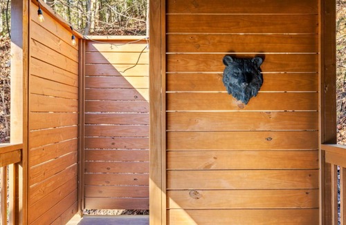 Ellijay Cabin | Private Oasis, Family & Pet Friendly, Bordering National Forest and Trails.